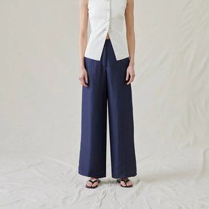 Attersee NWT Tailored Trouser in Navy Silk, Size 12